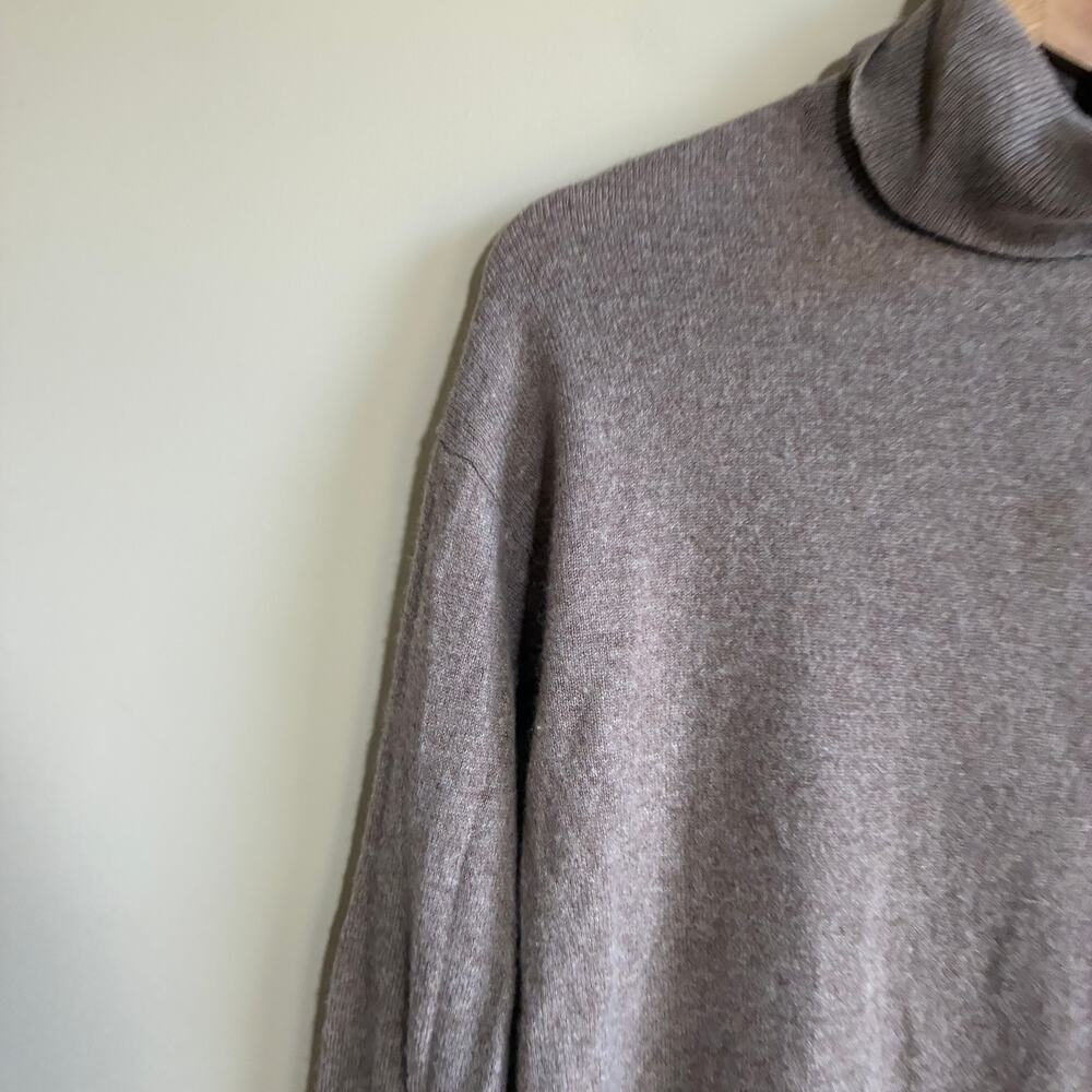 Nordstrom 100% cashmere tan brown turtleneck knit sweater women's size M HOLE - Picture 2 of 7